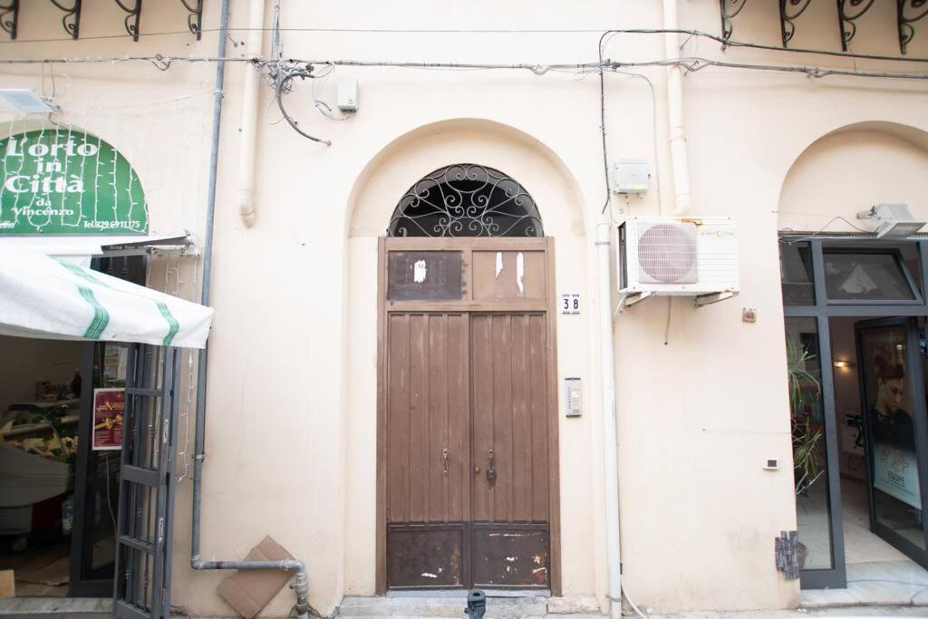 شقة Iflat Downtown House باليرمو المظهر الخارجي الصورة
